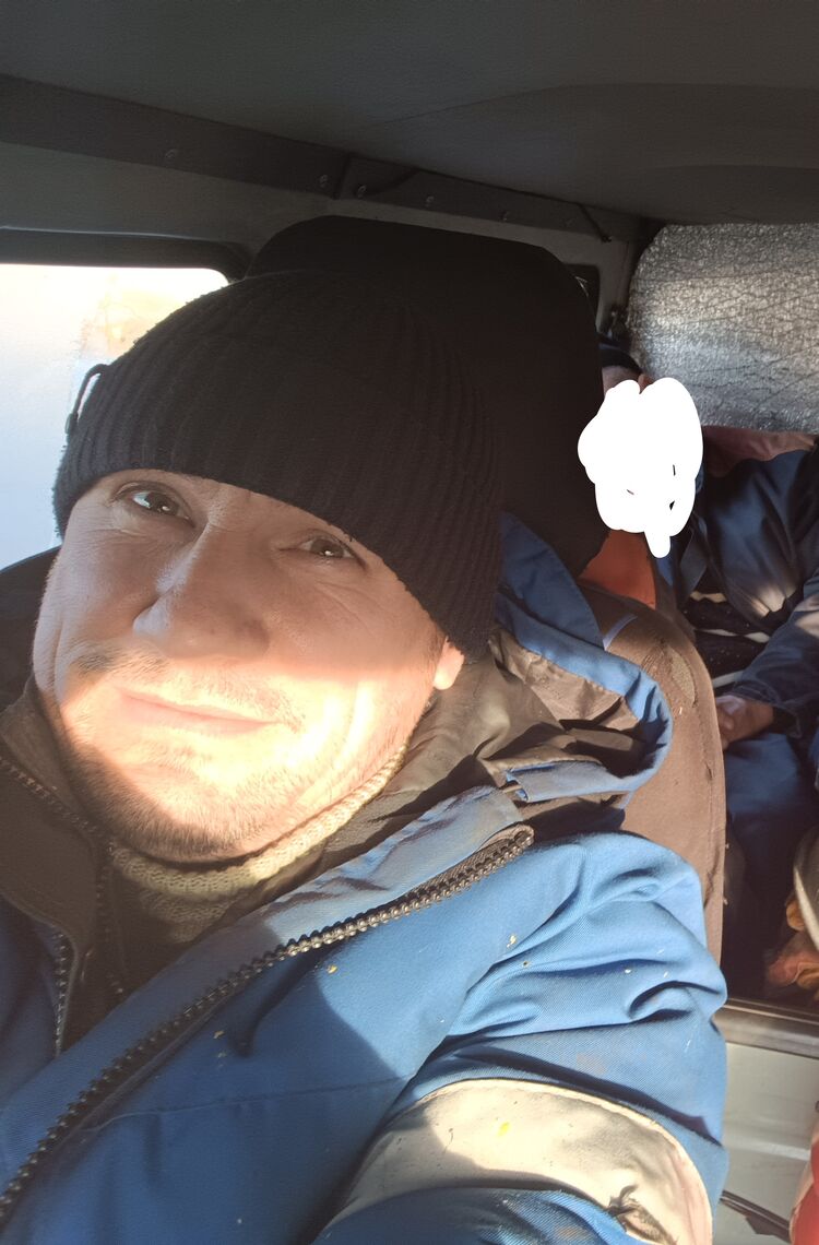  45156045  , 37 ,    