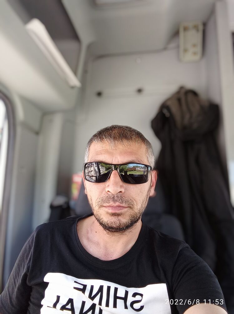  ,   Salih, 49 ,   ,   