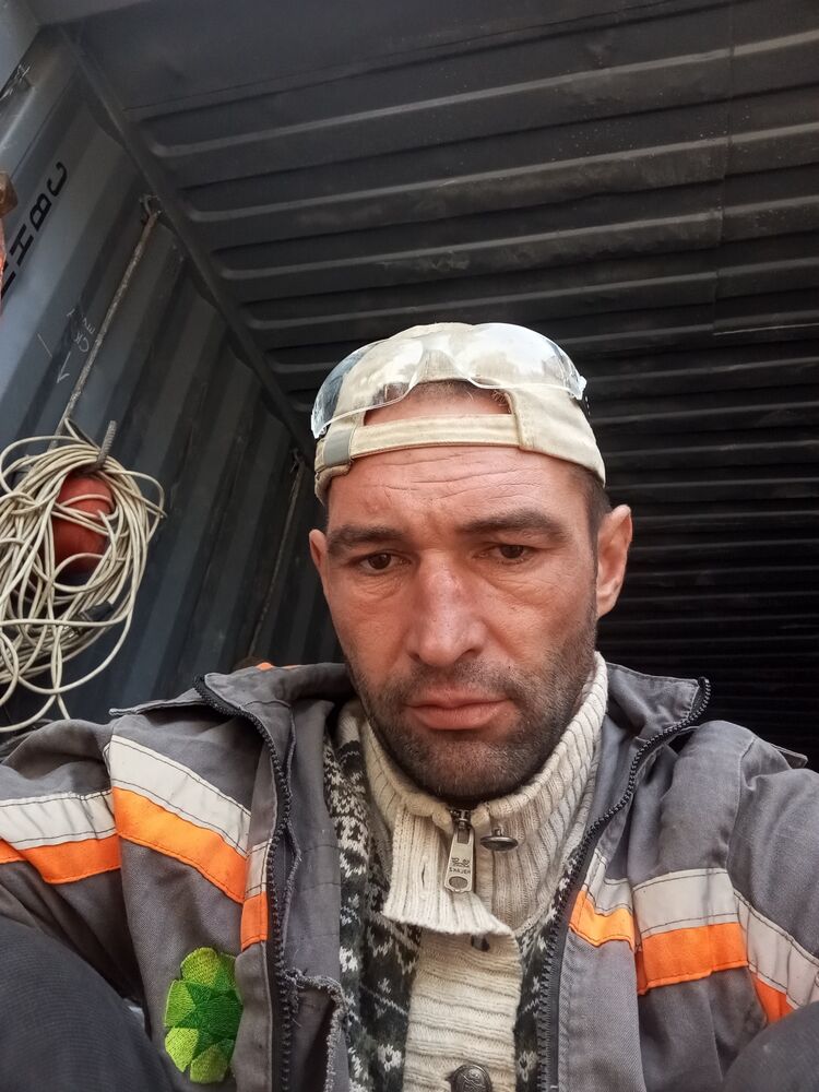  46949325  , 39 ,    