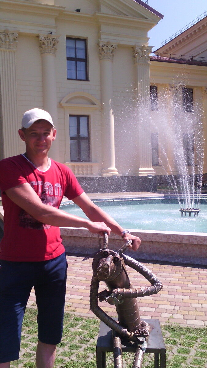  ,   Aleksei, 46 ,   ,   , c 