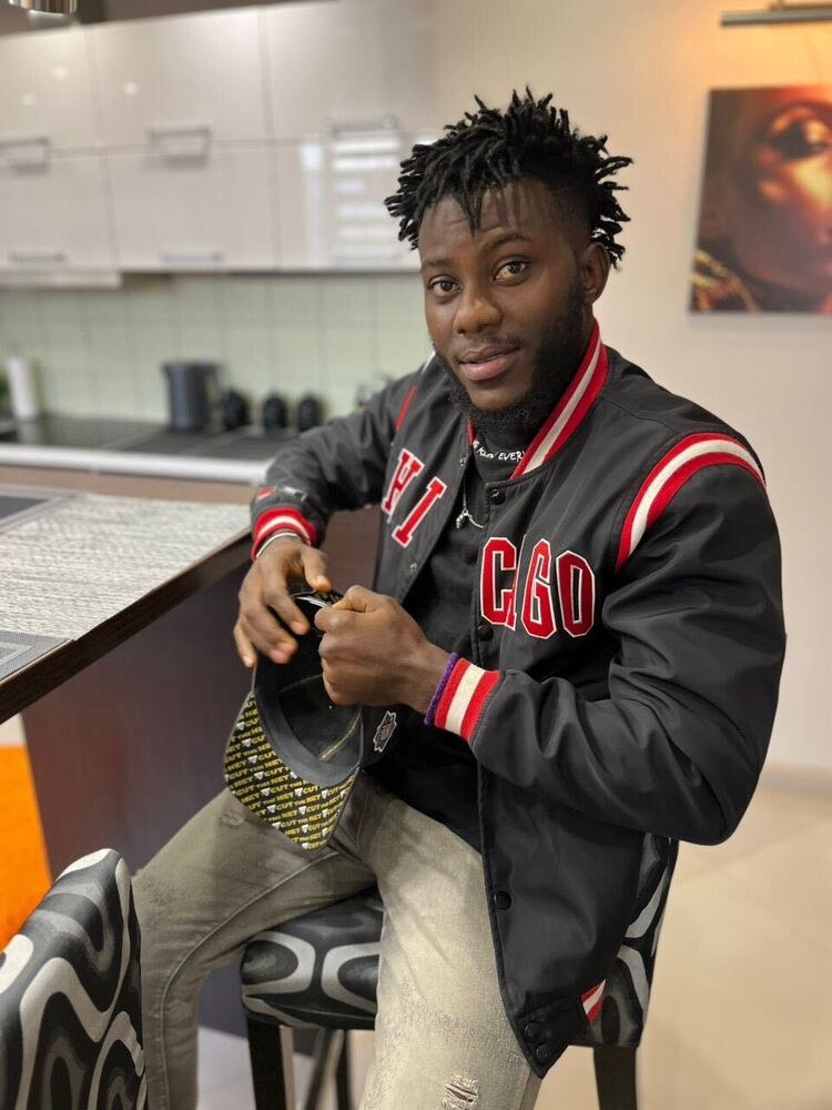  51741795  Hassan, 27 ,    