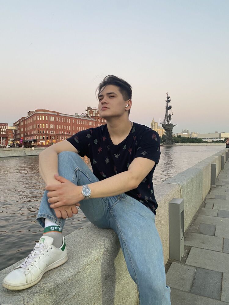  31789685  , 25 ,    -