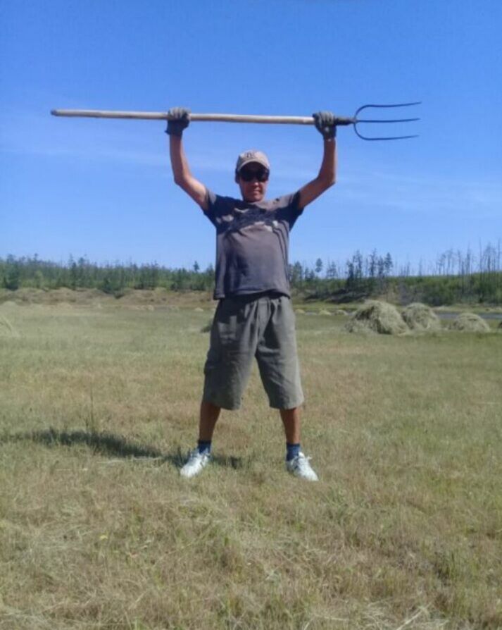  42587685  , 52 ,    