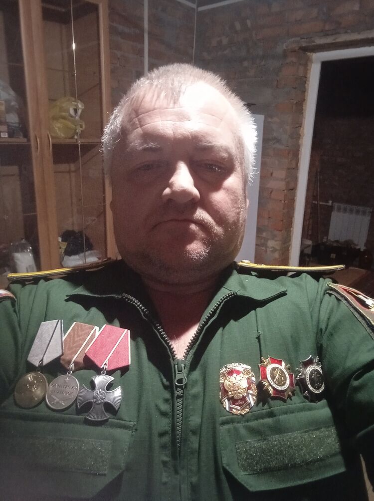  40548395  , 57 ,    --