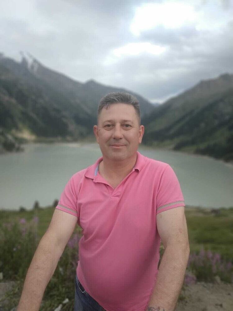  ,   Alexx, 51 ,   ,   , c , 