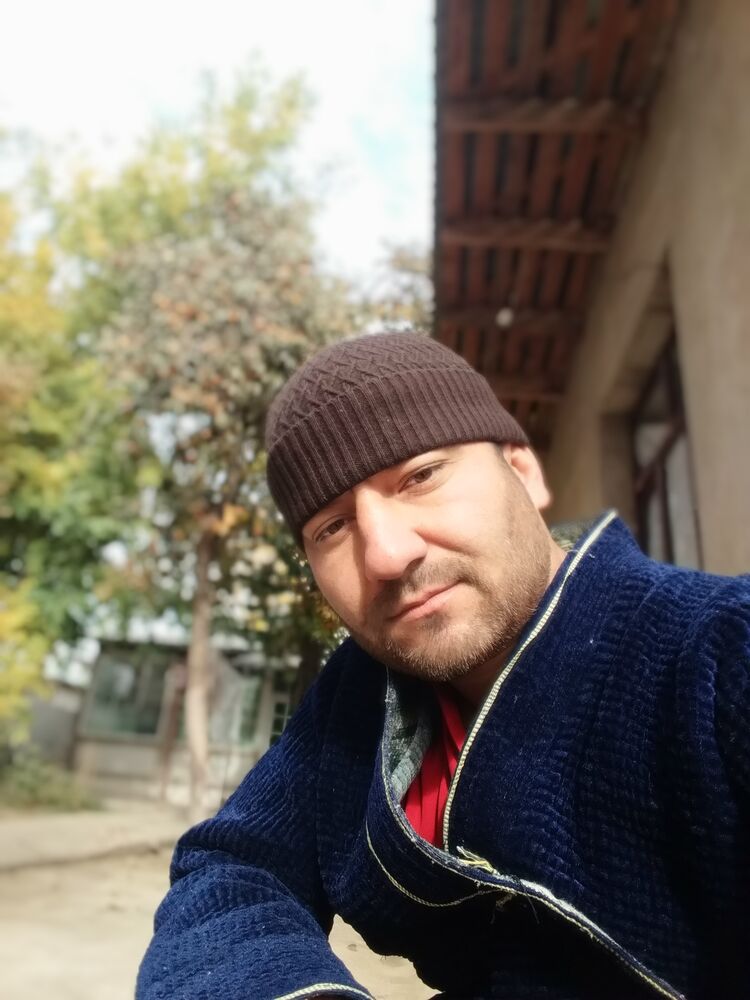  24412235  Shams, 36 ,    