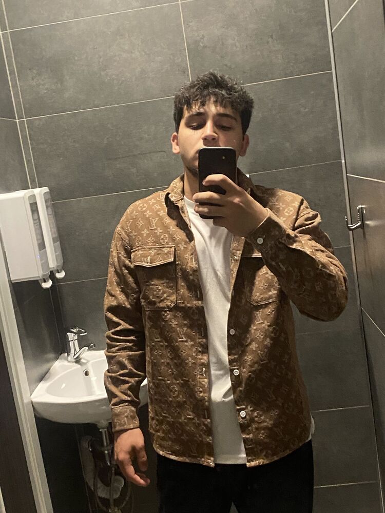  42865805  , 22 ,    