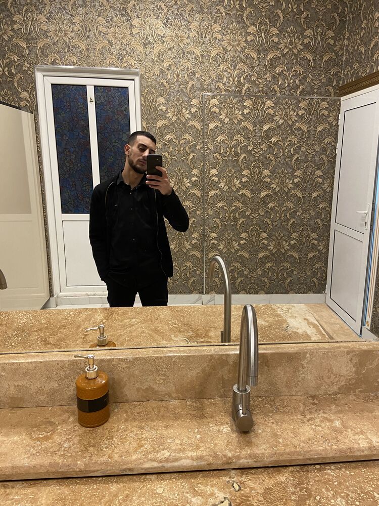  33470095  , 25 ,    