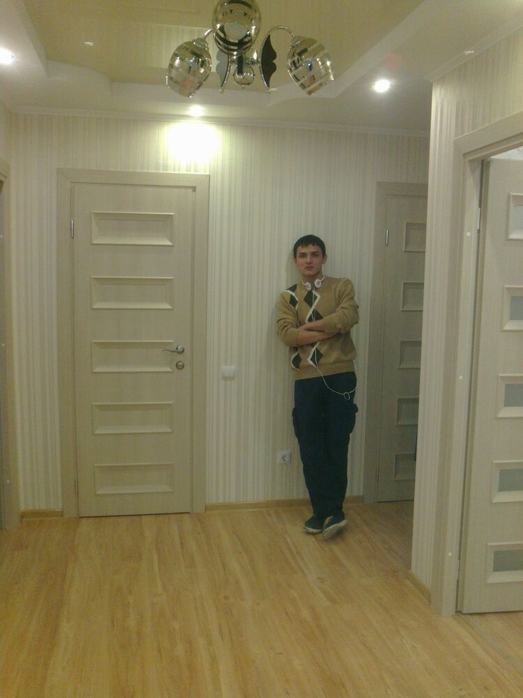  ,   Navruzbek, 33 ,   
