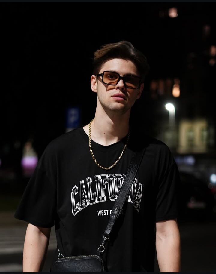  ,   , 24 ,   ,   