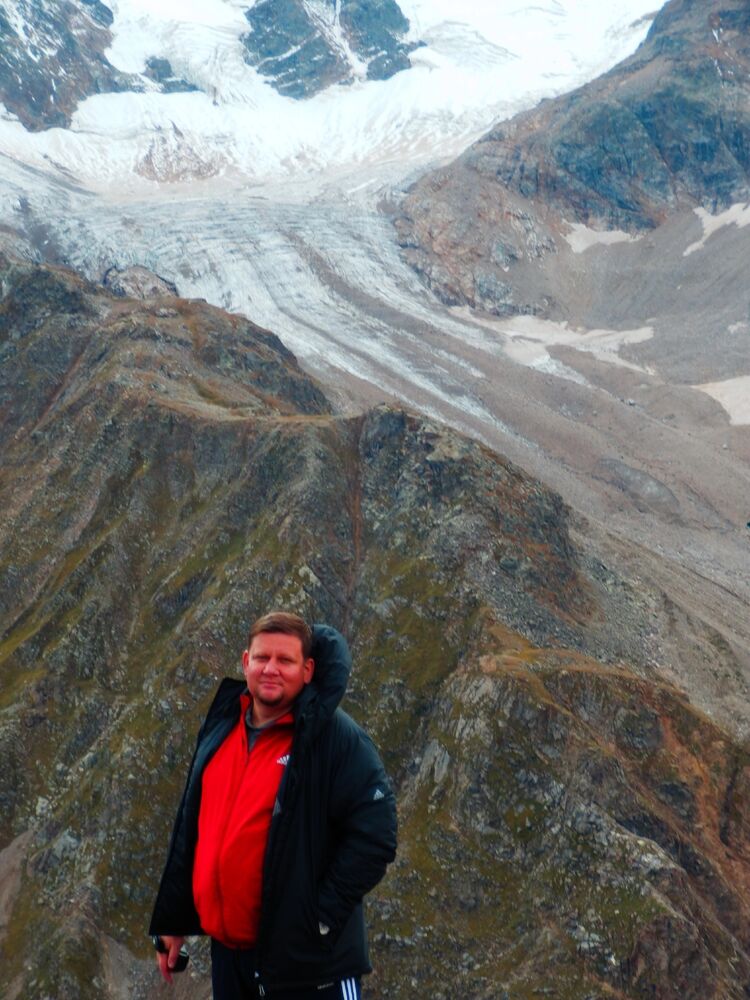  ,   Sergey, 49 ,   ,   , 