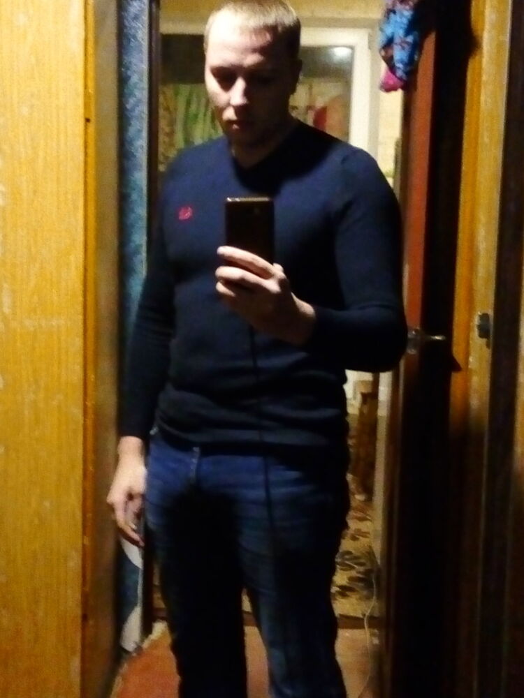  ,   Ivan, 33 ,   
