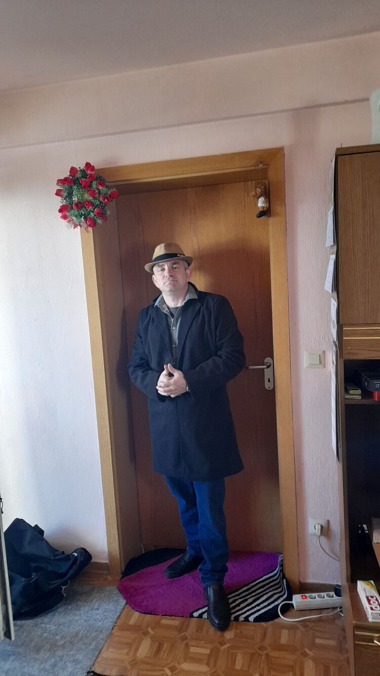  34729575  Waldemar, 45 ,    Germersheim