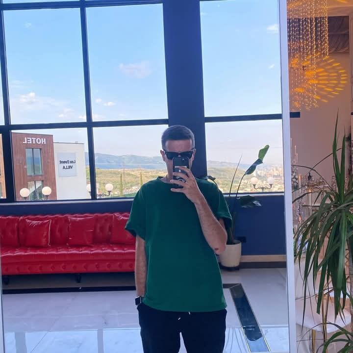  ,   David, 33 ,   ,   