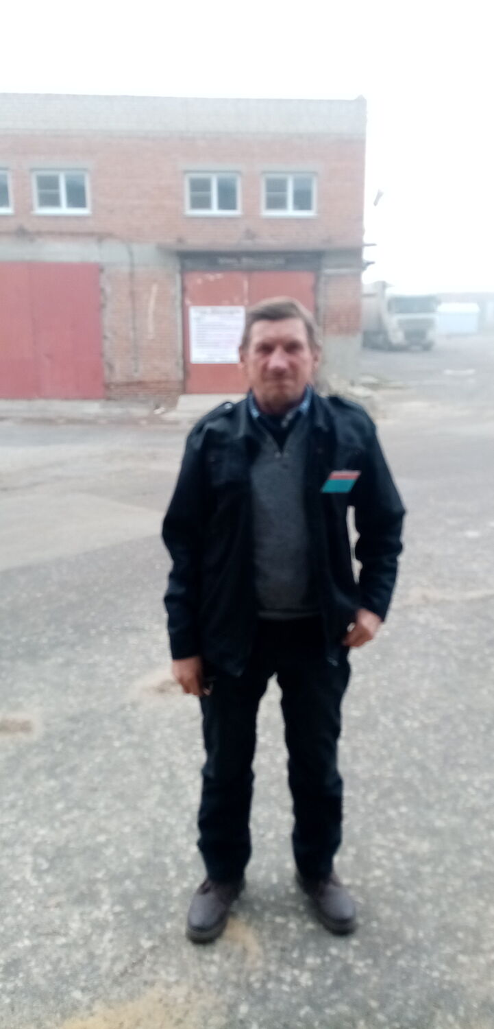  27007835  , 65 ,    