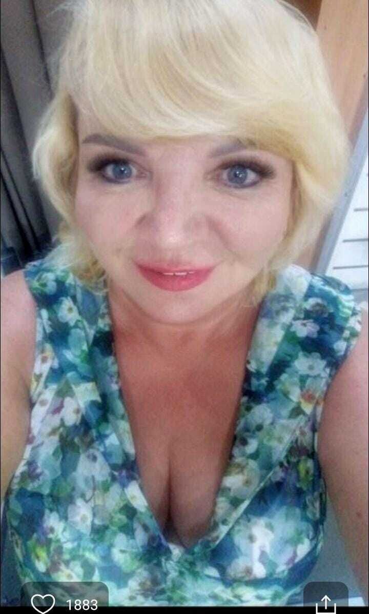  52065835  Olga, 49 ,    