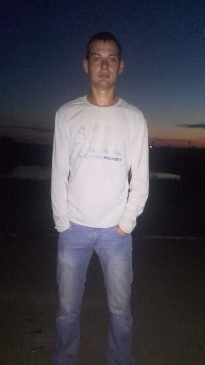   ,   Kola, 32 ,   