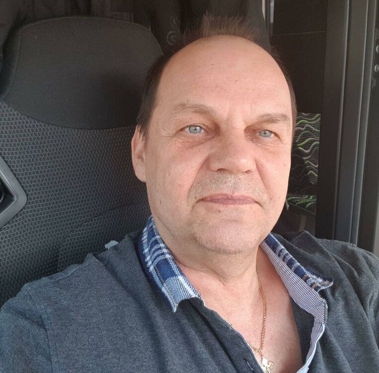  21751515  , 68 ,    