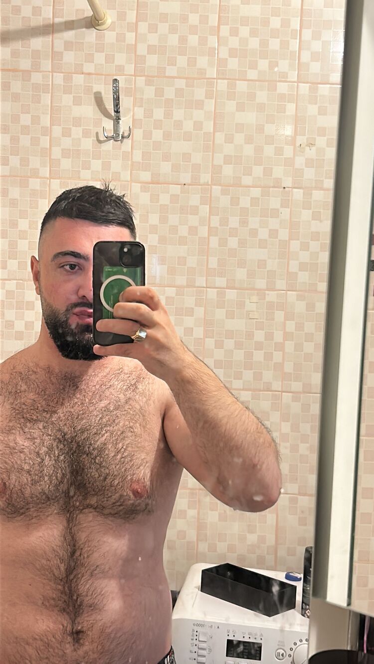  44920895  Arman, 27 ,    