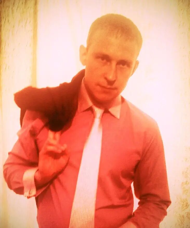  30631285  Ivan, 37 ,    -