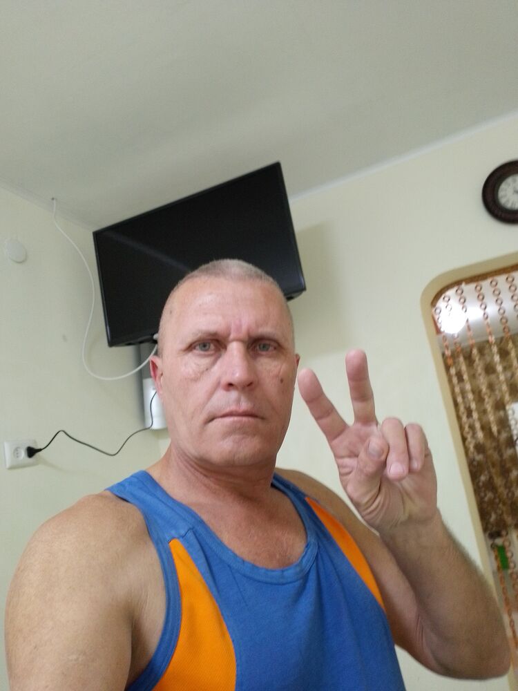  39957885  , 54 ,    