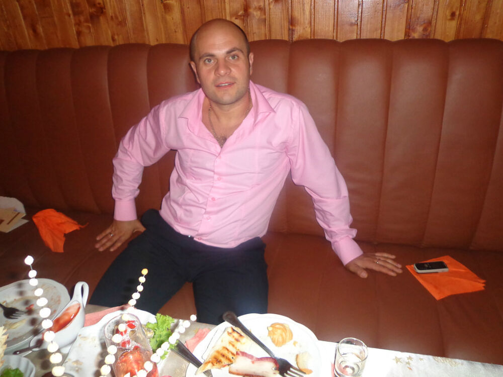  5915015  Saha, 42 ,    