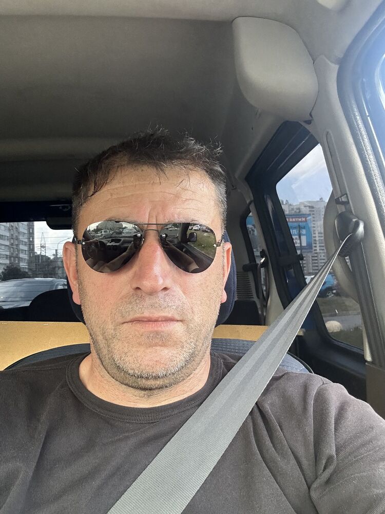  44736685  Serdal, 47 ,    