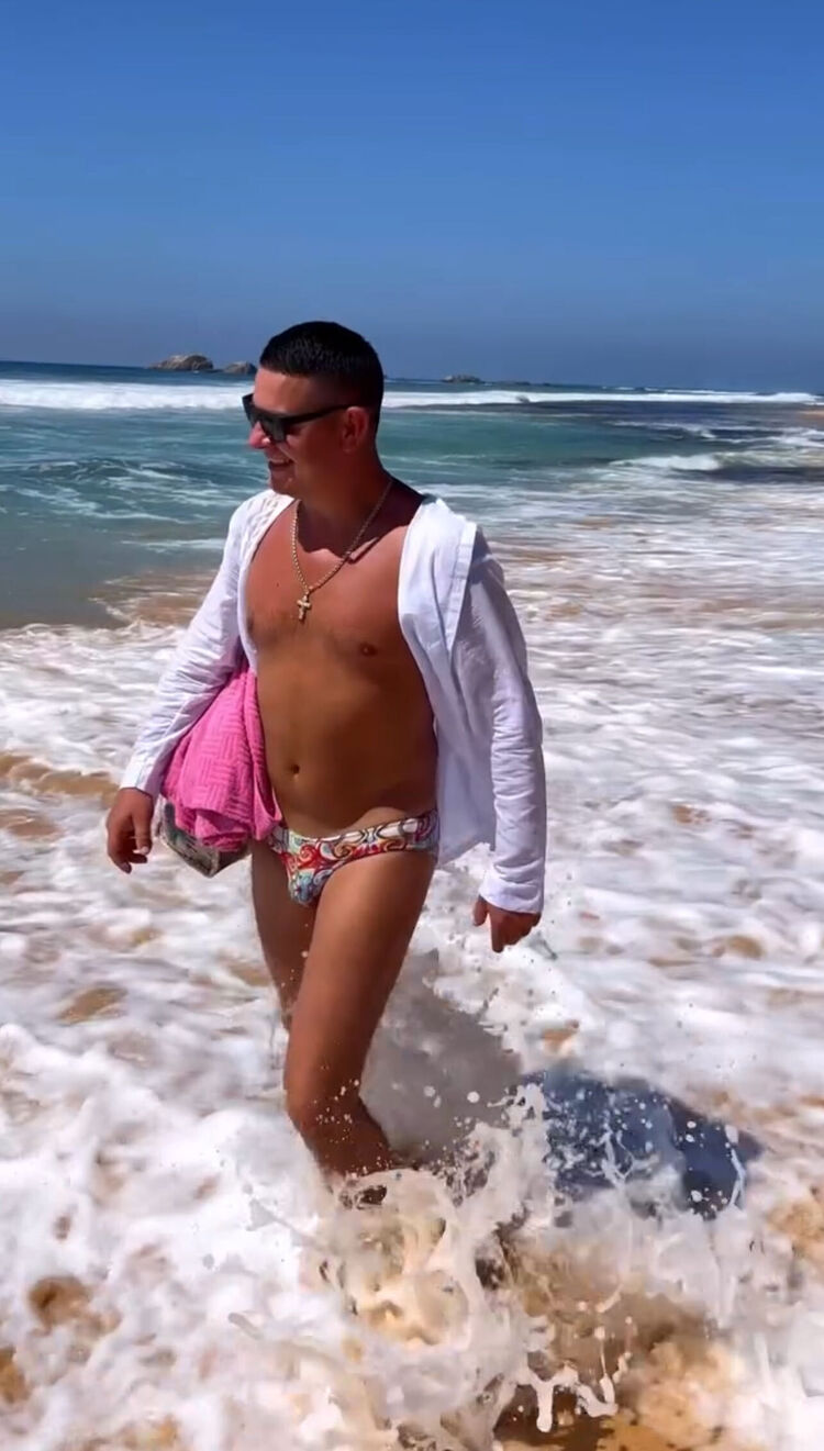 ���������� ������, ���� ������� CanisMajoris, 40 ���, ������������ ��� ������, ����� � ���������, c�������� ���������, ���������