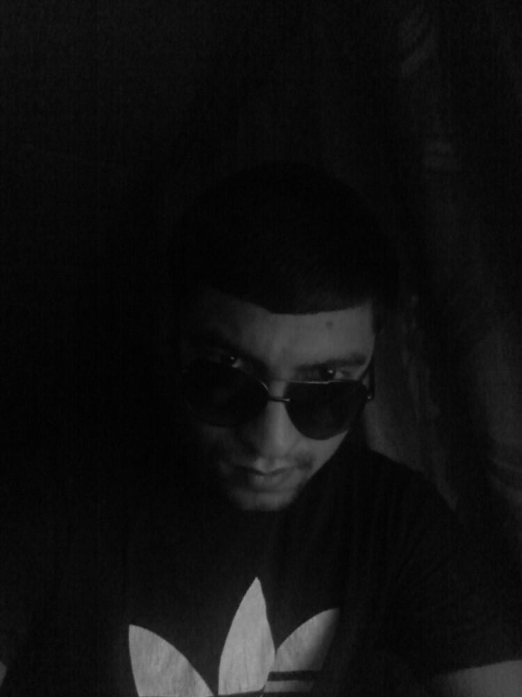  12097585  , 32 ,    