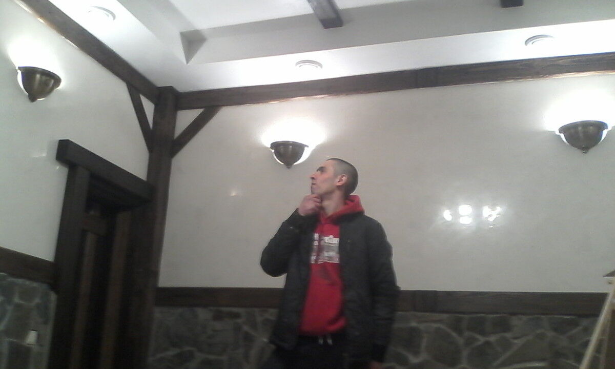  ,   Dima, 31 ,   