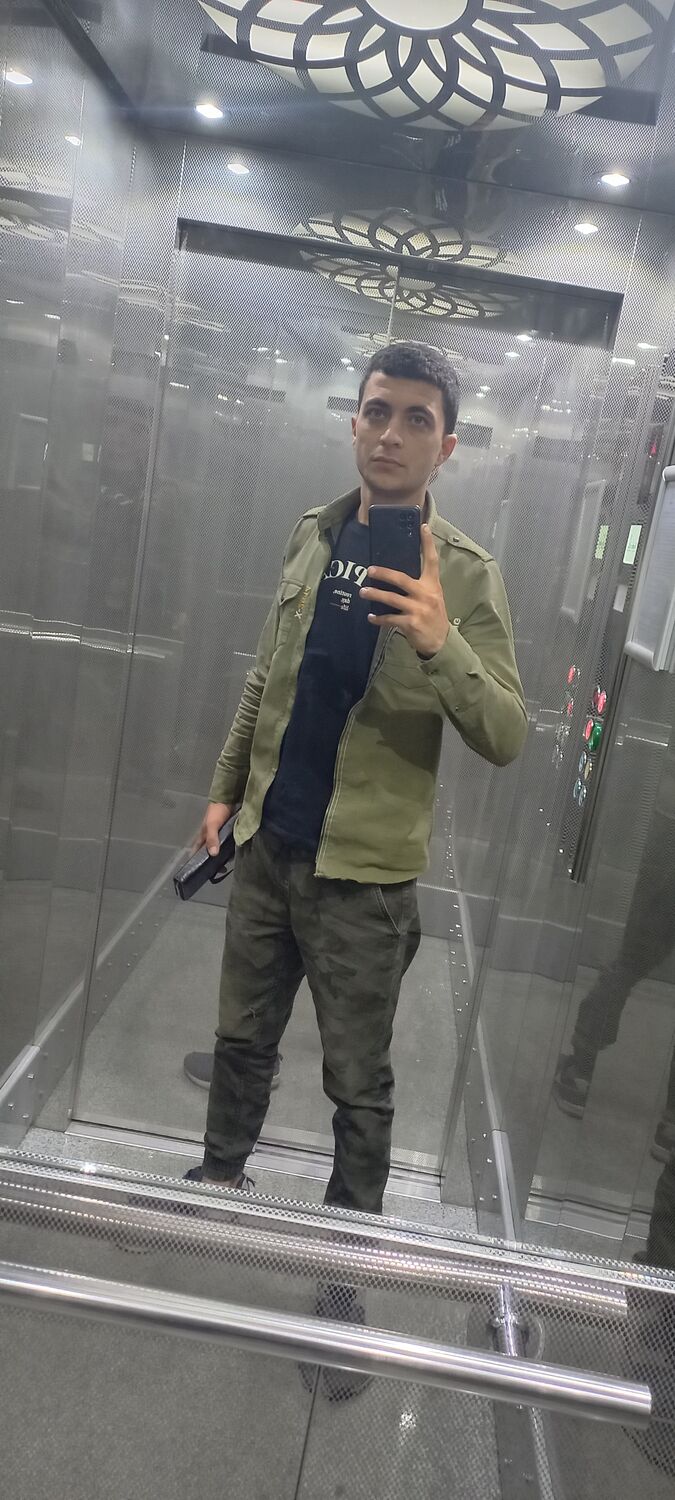  29583915  Amil, 29 ,    