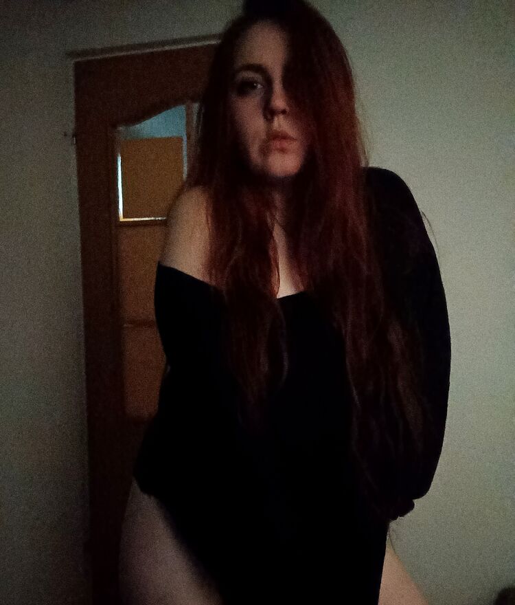  51808005  Lina, 25 ,    