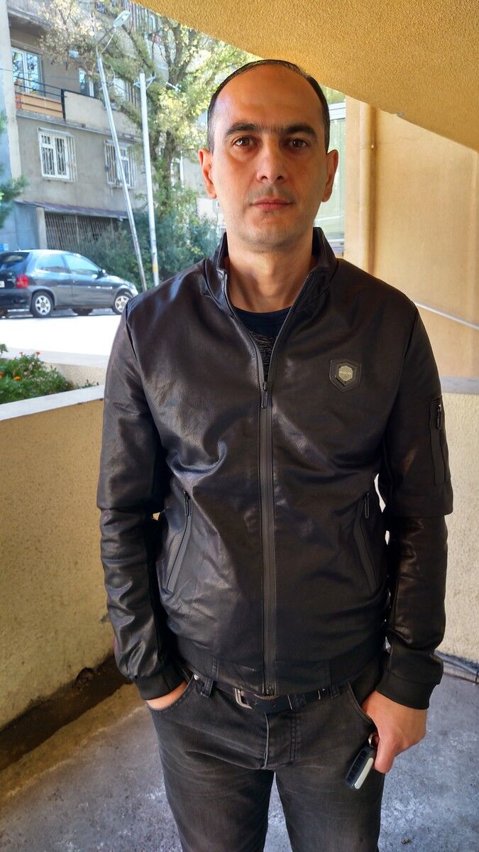  ,   Avtandil, 40 ,     , c 