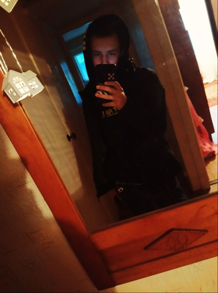  27157315  Fave, 21 ,    