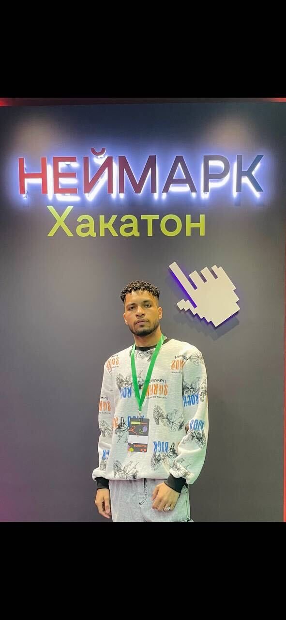  52699695  Taha, 25 ,     