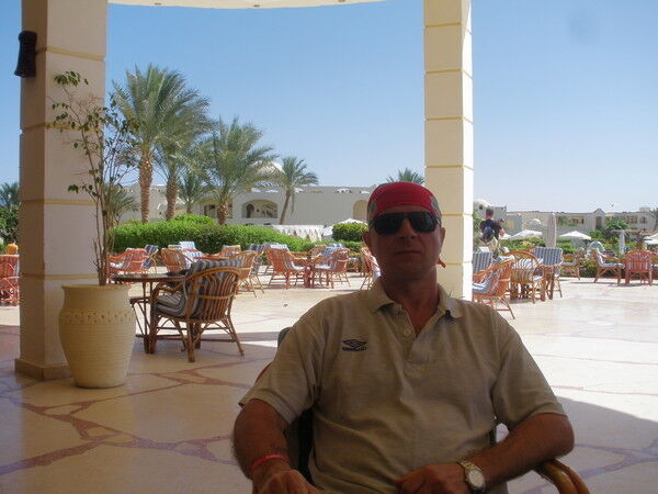  5013525  Vlad, 49 ,    