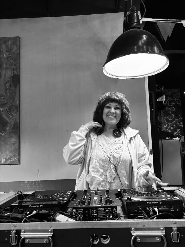  53923235  Svetlana, 52 ,    