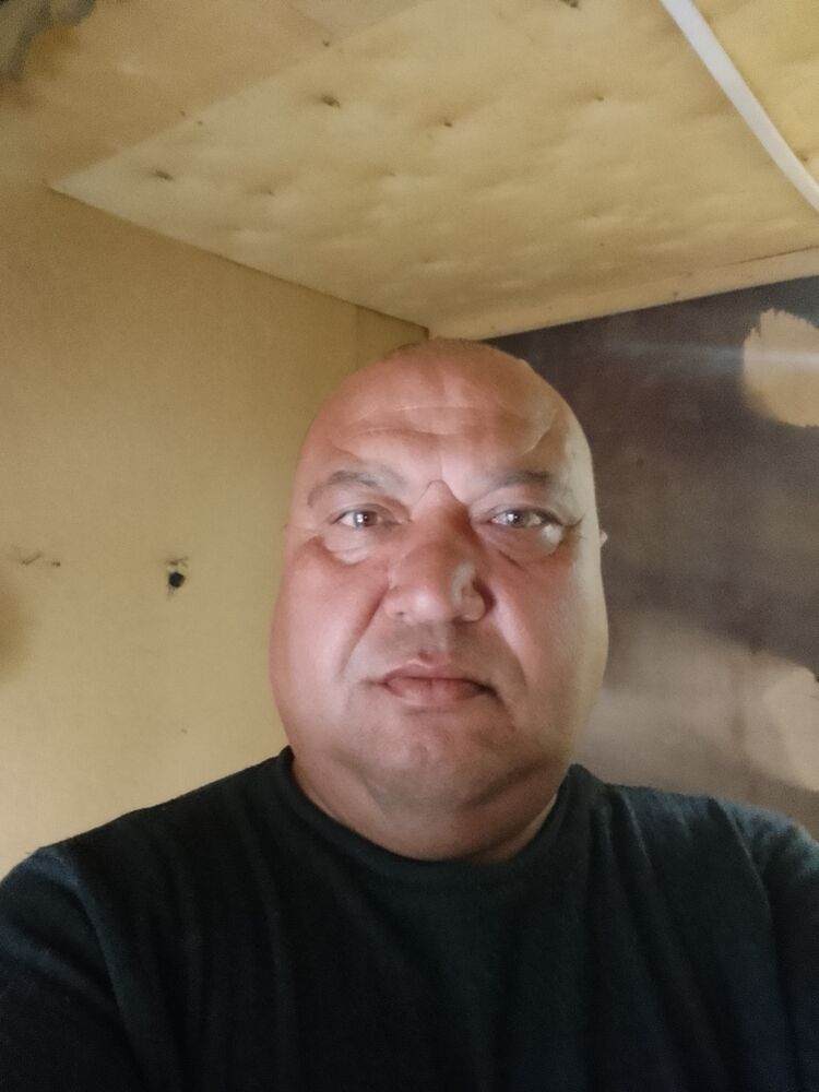  37605225  , 46 ,    