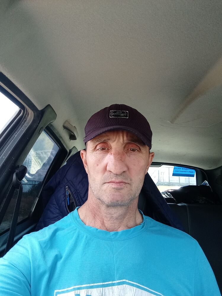  46943525  , 54 ,    