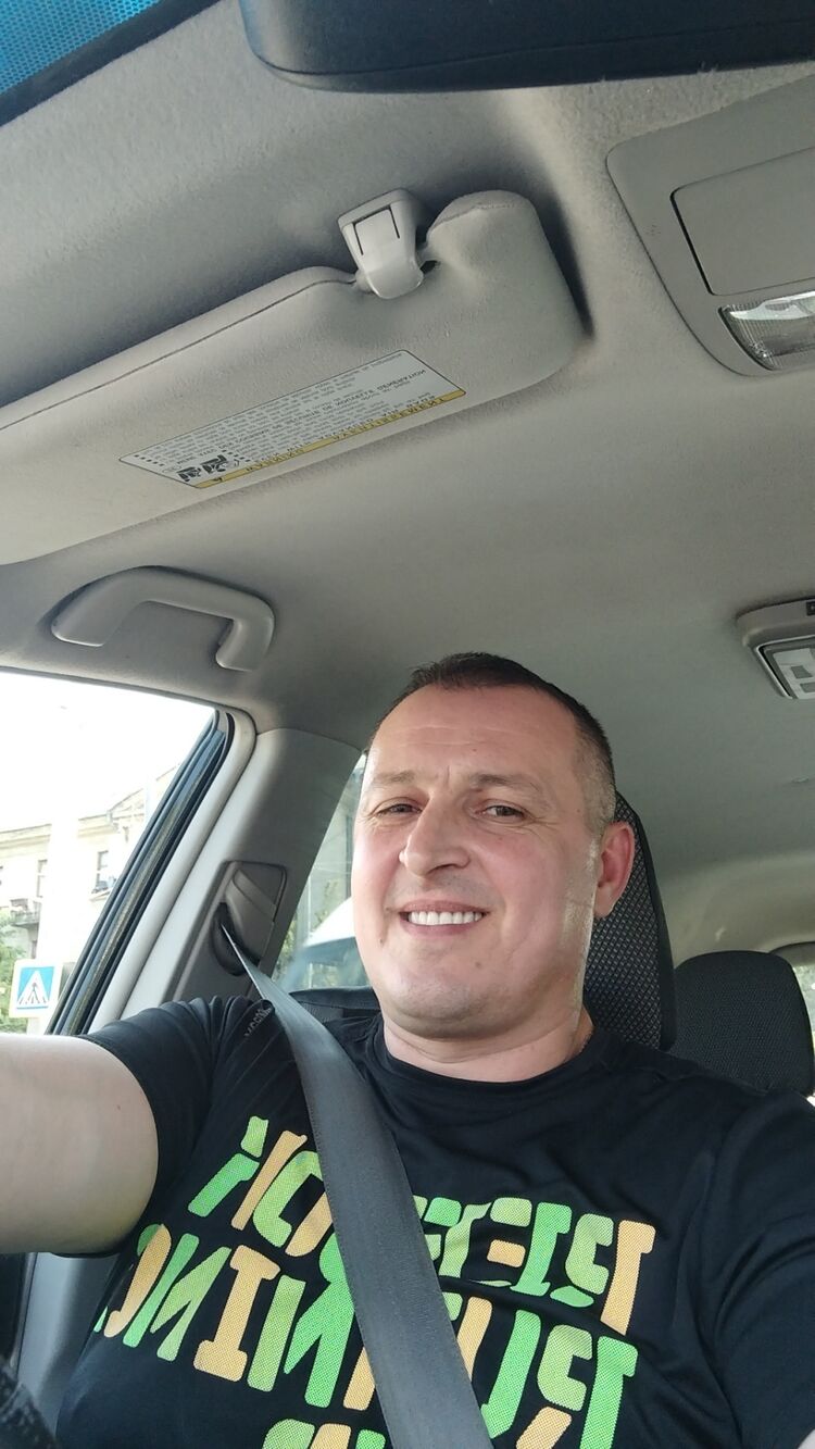  48175535  , 47 ,    