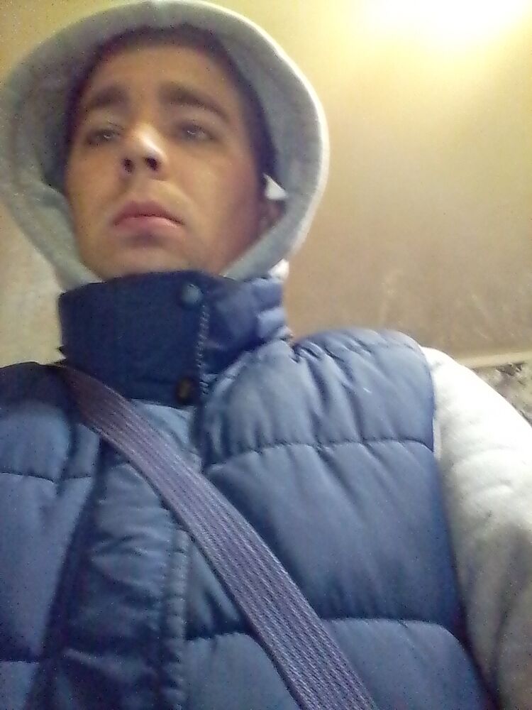  46628905  , 32 ,    