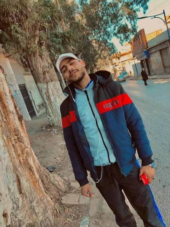  45935695  Dadi, 28 ,    Algiers