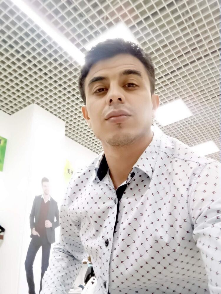  ,   Artem, 38 ,   ,   , c 