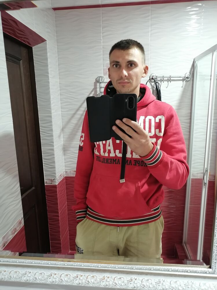  41353505  , 30 ,    