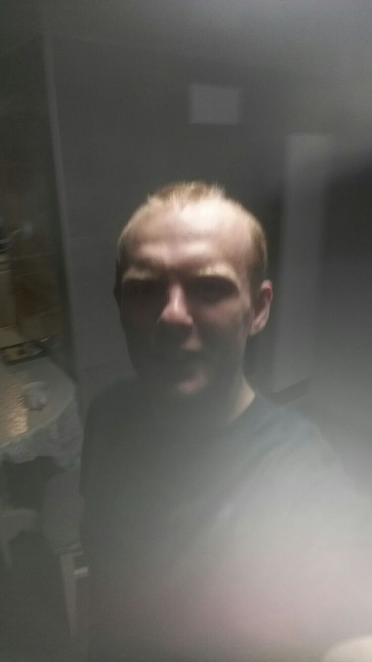  ,   Evgen, 32 ,   ,   , c , 