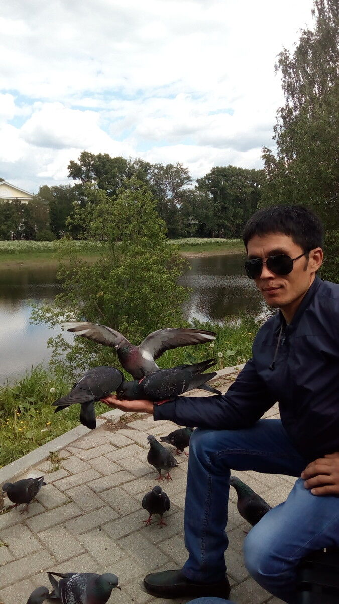  ,   Elyor, 37 ,   