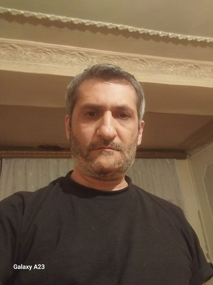  39845745  Sadiq, 46 ,    