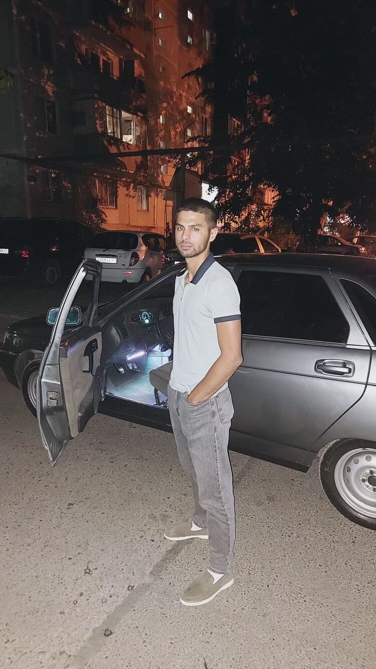  45206505  Yan, 25 ,    