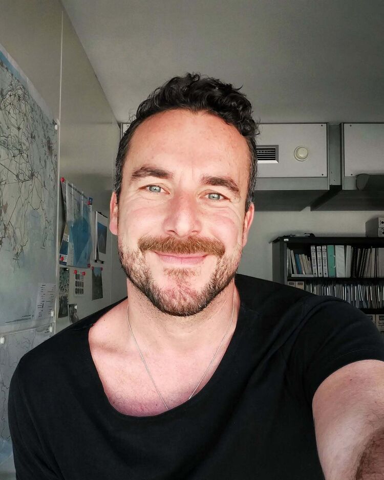 ���� 49485525 ������� KONSTANTIN, 40 ���, ���� ���������� � �����-����������