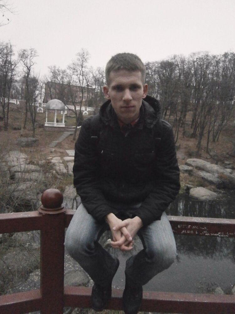  ,   Elias, 28 ,  